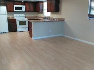 618 SE 46th Ter, Cape Coral, FL 33904