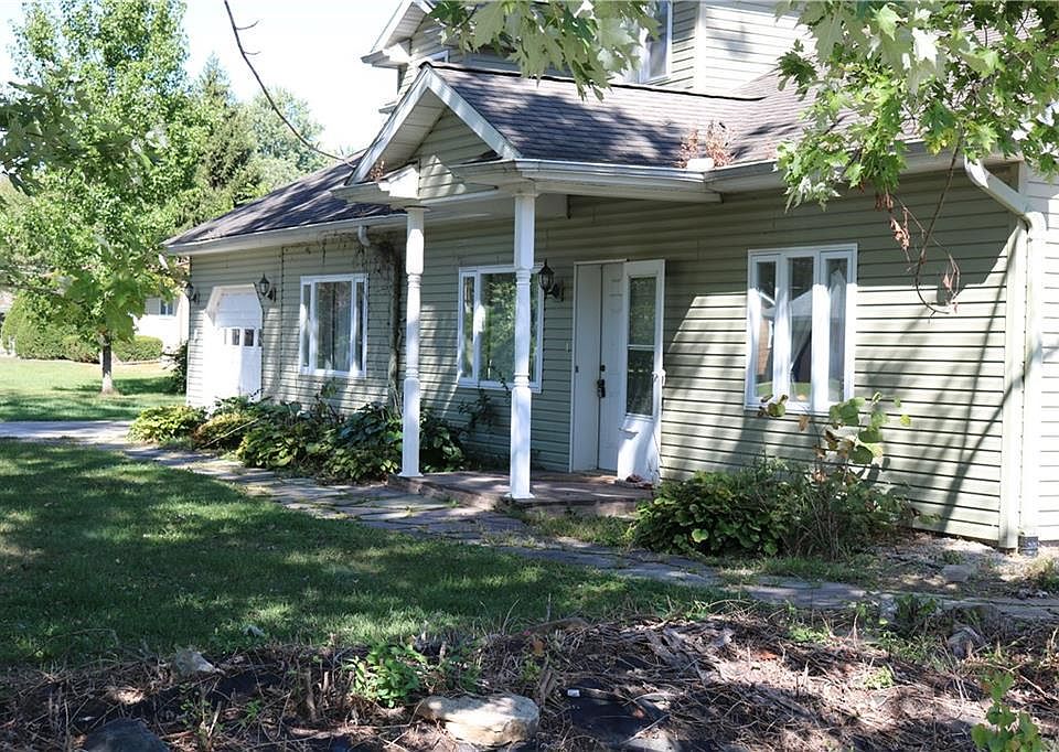 1st image of 1105 N Virginia St