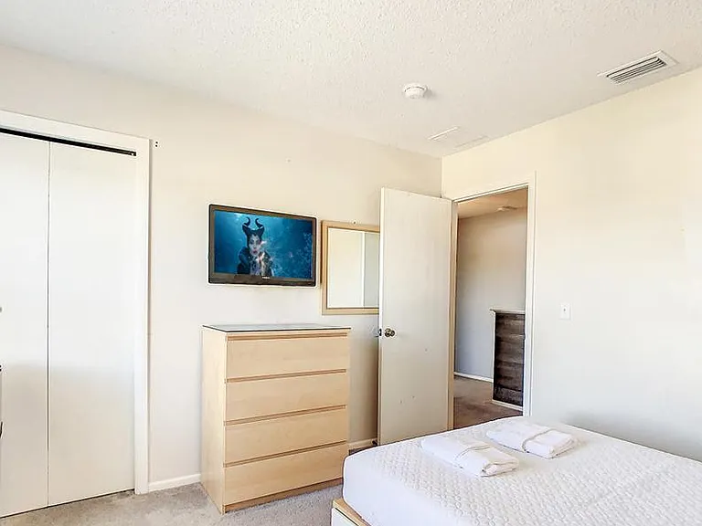 101 Bloomingdale Dr — Photo 39
