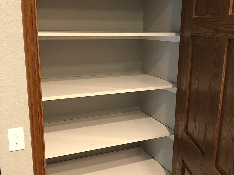 Kitchen pantry