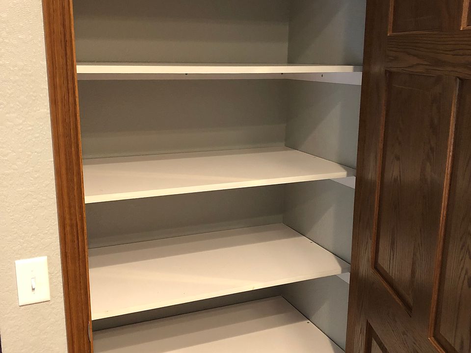 Kitchen pantry