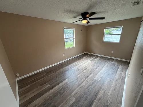1204 Cherry Ln — Photo 23