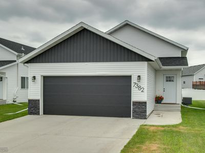 7382 24th St S, Fargo, ND, 58104