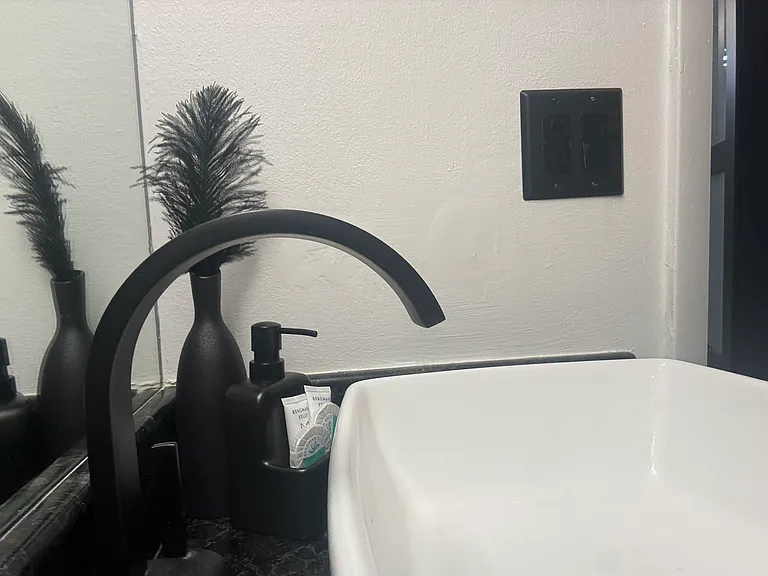 2301 Collins Ave #817 — Photo 68