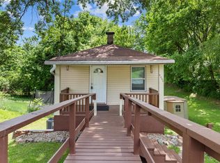 2739 Sanford Ave, Alton, IL 62002