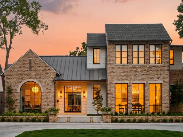 6730 Park Ln, Dallas, TX 75225