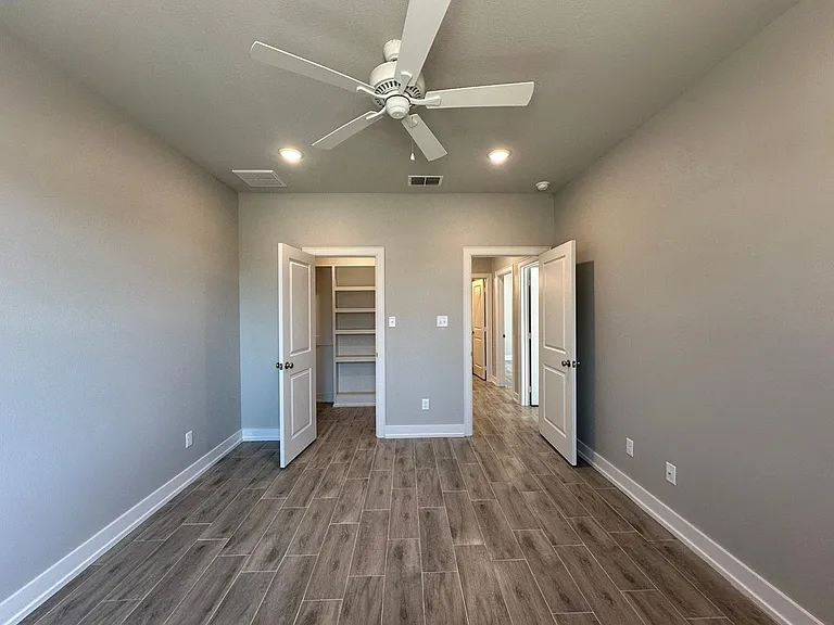 205 Lindsey Ln — Photo 19
