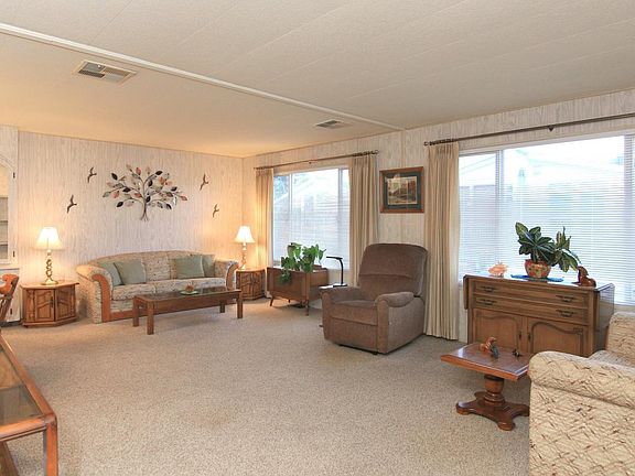 5th image of 4425 Clares St #3