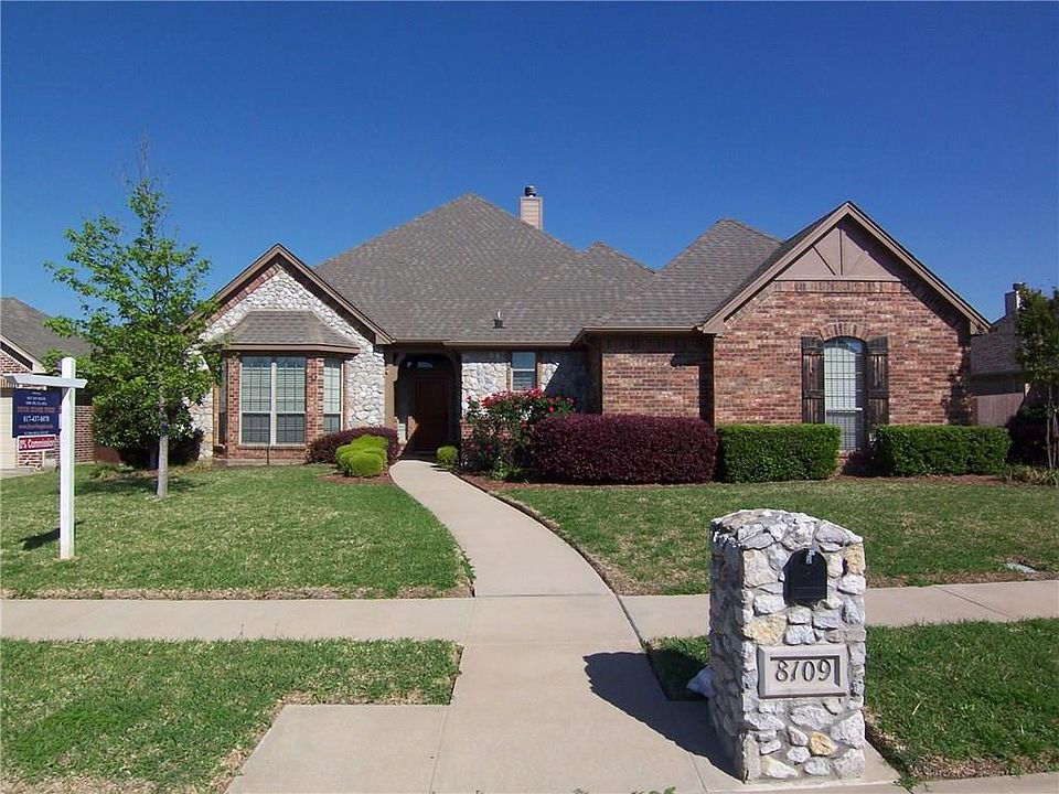 1st image of 8109 Saddle Oak Dr