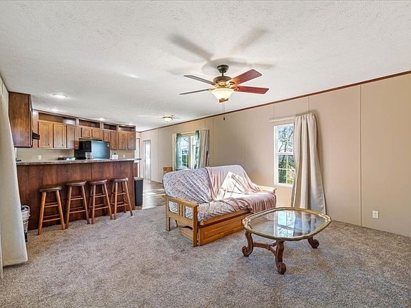 5th image of 3848 Chestnut Ridge Rd