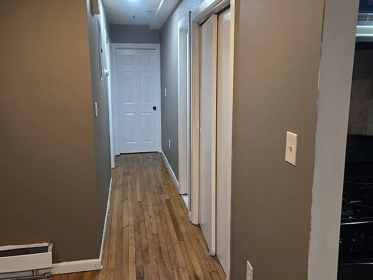 115 Inwood St #1 — Photo 5