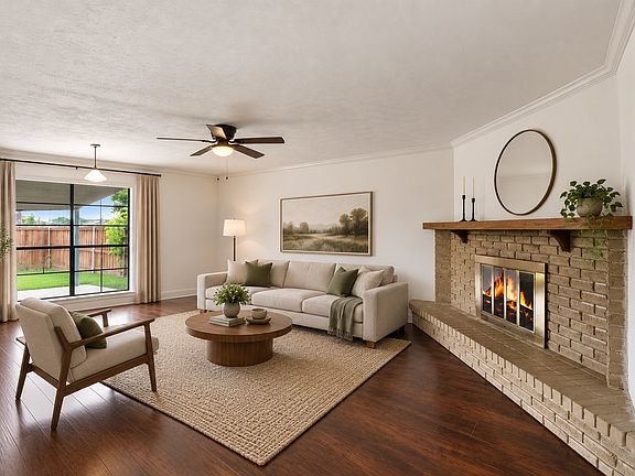 4th image of 3314 Maple Ln
