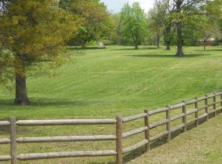 3863 E Farm Road 132, Springfield, MO 65802