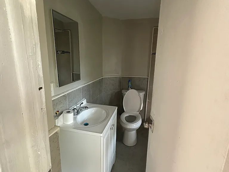 30 Mary St #2 — Photo 15