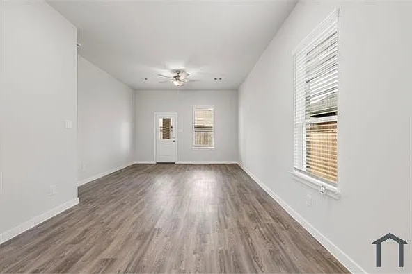 21022 Armstrong County Dr — Photo 15