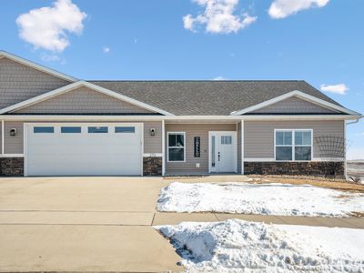 273 Meadow Brook Trl, Manchester, IA, 52057