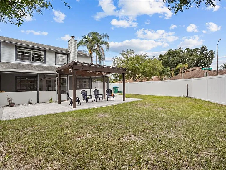 1328 Landry Cir — Photo 26