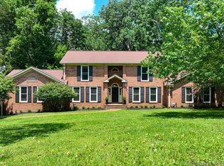1718 Lake Grassland W, Gallatin, TN 37066
