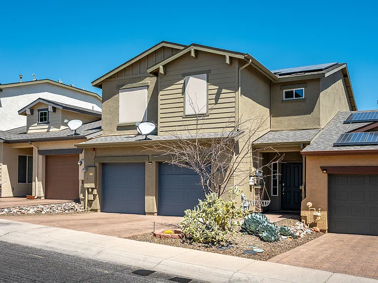 652 Brindle Dr — Photo 29