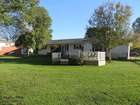 2nd image of 1130 Royal Ct NE