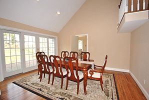5th image of 60 Hemlock Dr