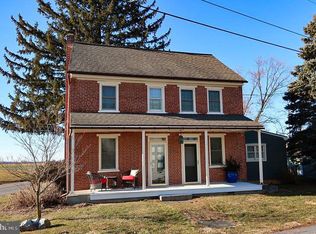 20 Old Meadow Valley Rd, Lititz, PA 17543