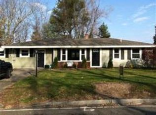 542 E Ashland St, Brockton, MA 02302