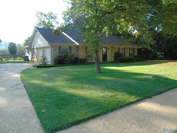 14002 Siniard Cir SE