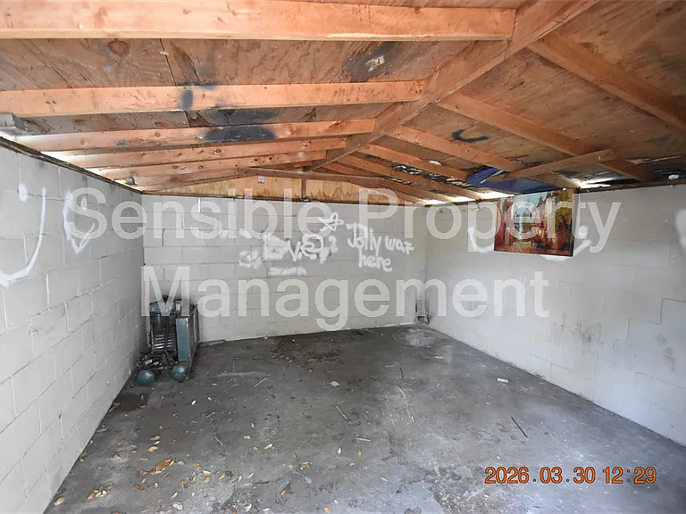 2014 E Linebaugh Ave — Photo 34