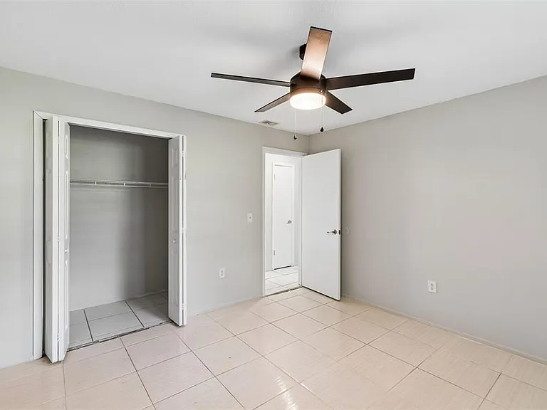400 E Silver Star Rd — Photo 43