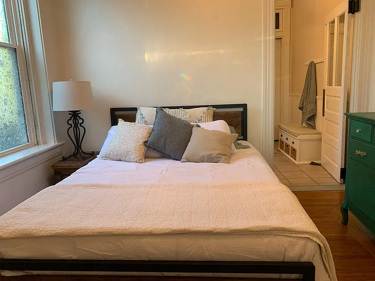 3835 Burwood Ave #1 — Photo 20