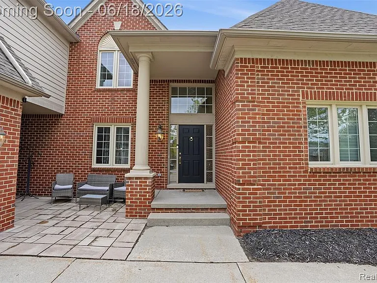 29126 Eastman Trl — Photo 2