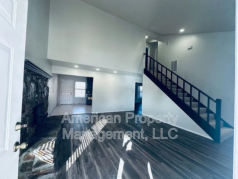 6712 S 78th East Ave — Photo 3