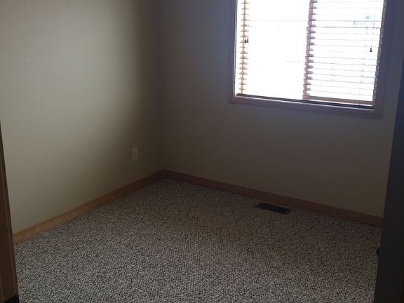 5th image of 3317 Warbler Way Unit D