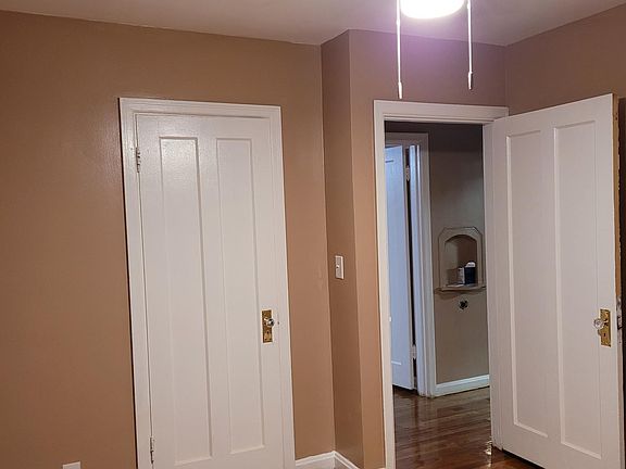 4th image of 6134 Hempwood Ave