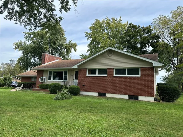 8352 Crestway Dr, Clayton, OH 45315