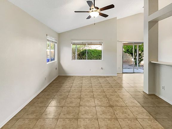 5th image of 10242 N 66th Ave #B