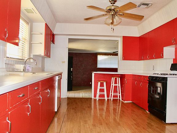 4th image of 1607 W 1st St