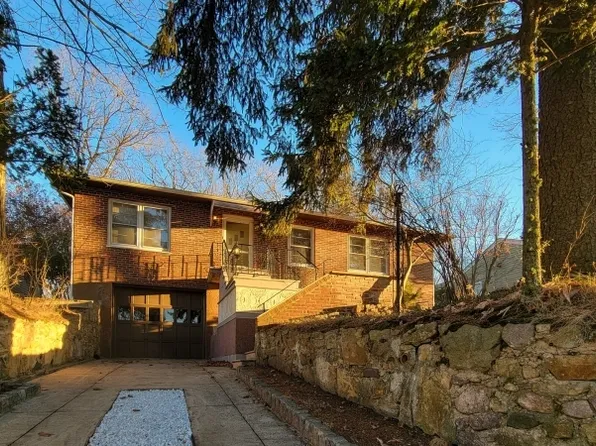 61 Cayuga Ave, Rockaway Twp., NJ 07866