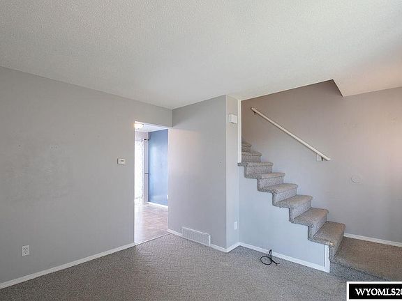 5th image of 2031 Kennedy Ave