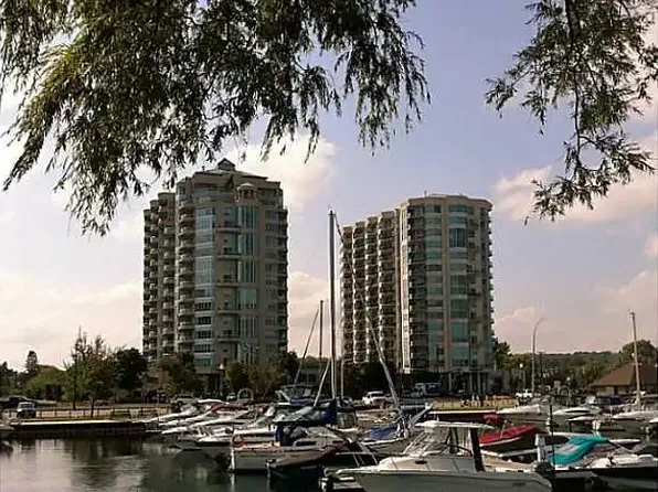 2 Toronto St #1204, Barrie, ON L4N 9R2