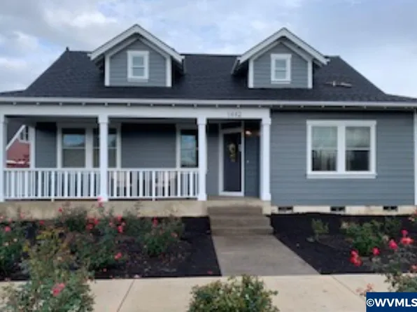 1442 Ash Creek Dr E, Monmouth, OR 97361