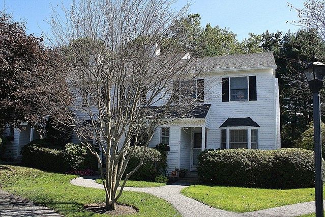 1st image of 31 Briar Ct #31