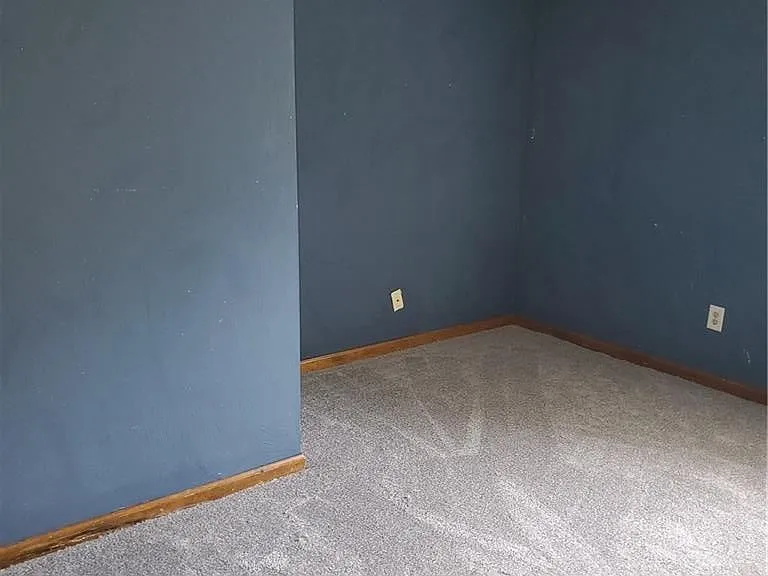 953 Dallas Ct — Photo 33