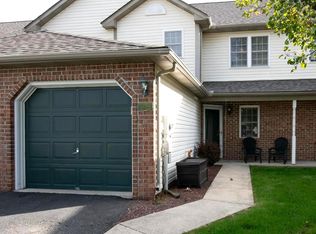 528 Gamma Dr, Wernersville, PA 19565
