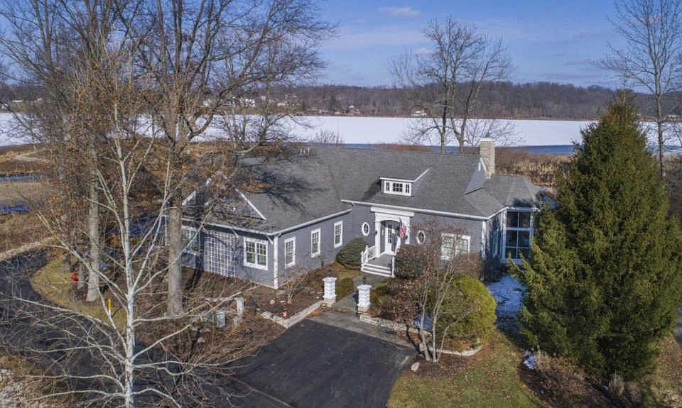 1st image of 9954 Heron Dr