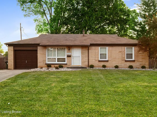 1315 Whirlaway Dr, Lyndon, KY 40242