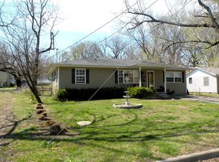 815 N Lynn St, Nevada, MO 64772