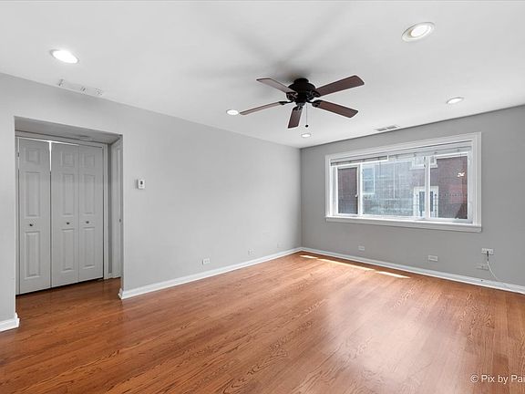 4th image of 1429 W Jarvis Ave APT 1A