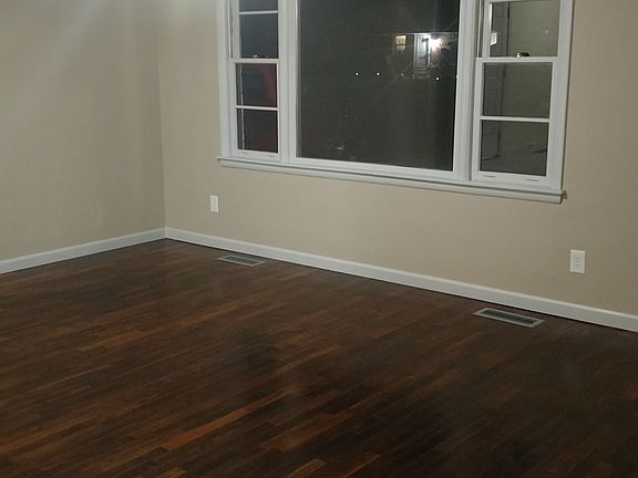 5th image of 2025 Costello Dr